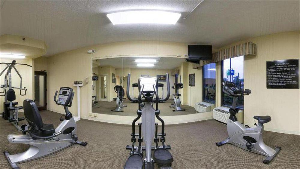 Hotel Express Medical Center - Midtown By Ihg