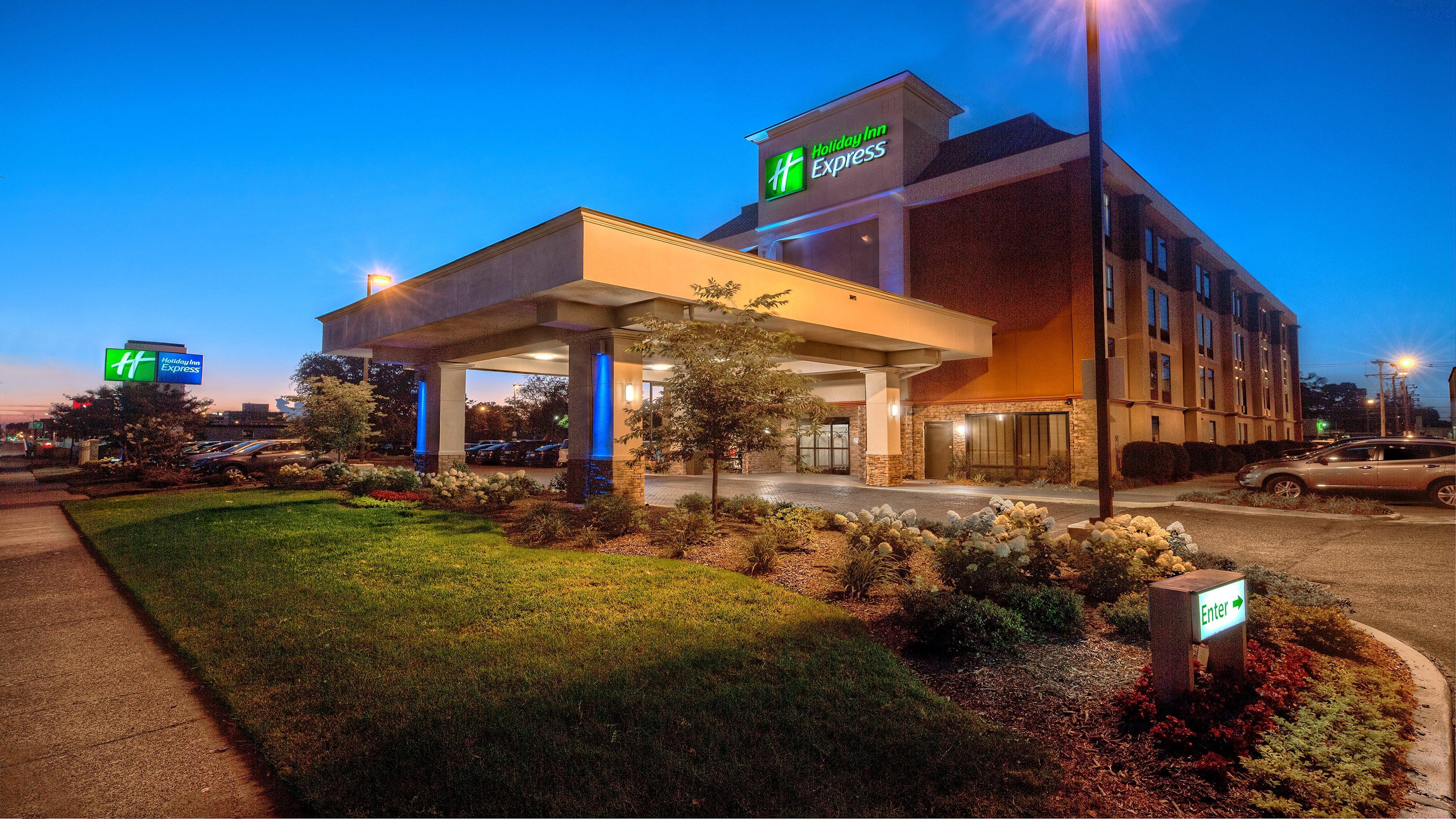 Hotel Express Medical Center - Midtown By Ihg 2*
