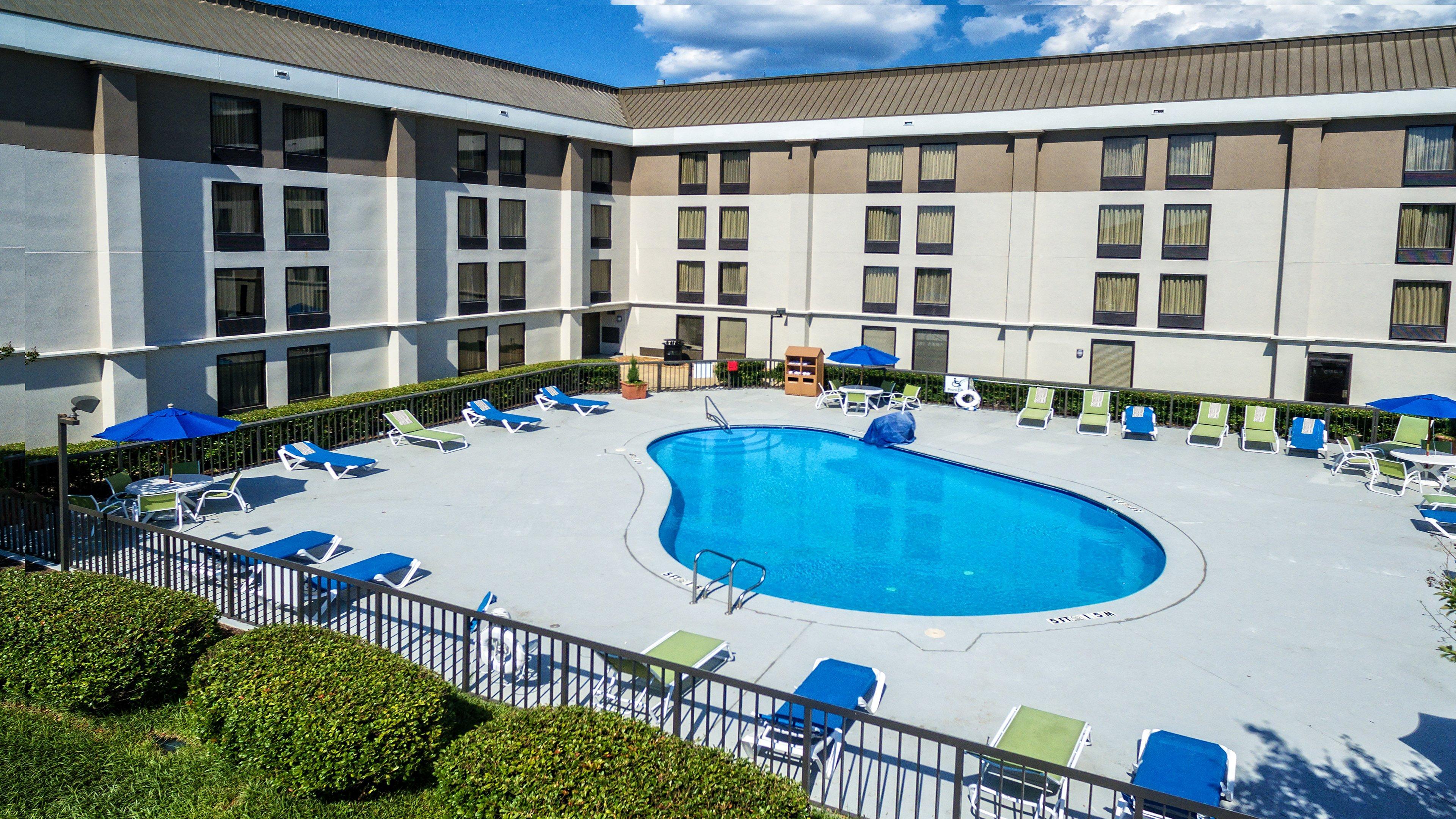 Express Medical Center - Midtown By Ihg Hotel