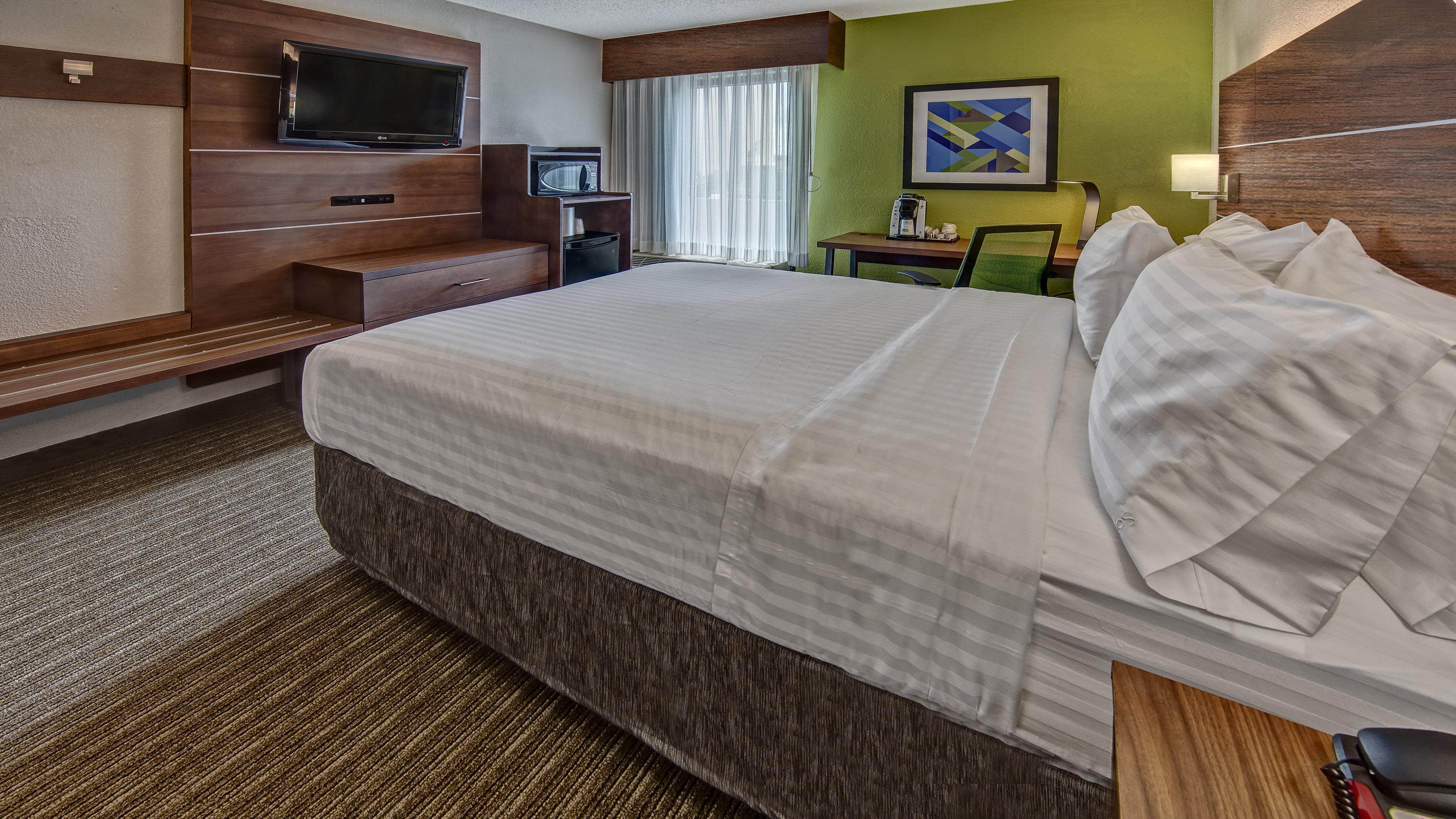 Express Medical Center - Midtown By Ihg 2*