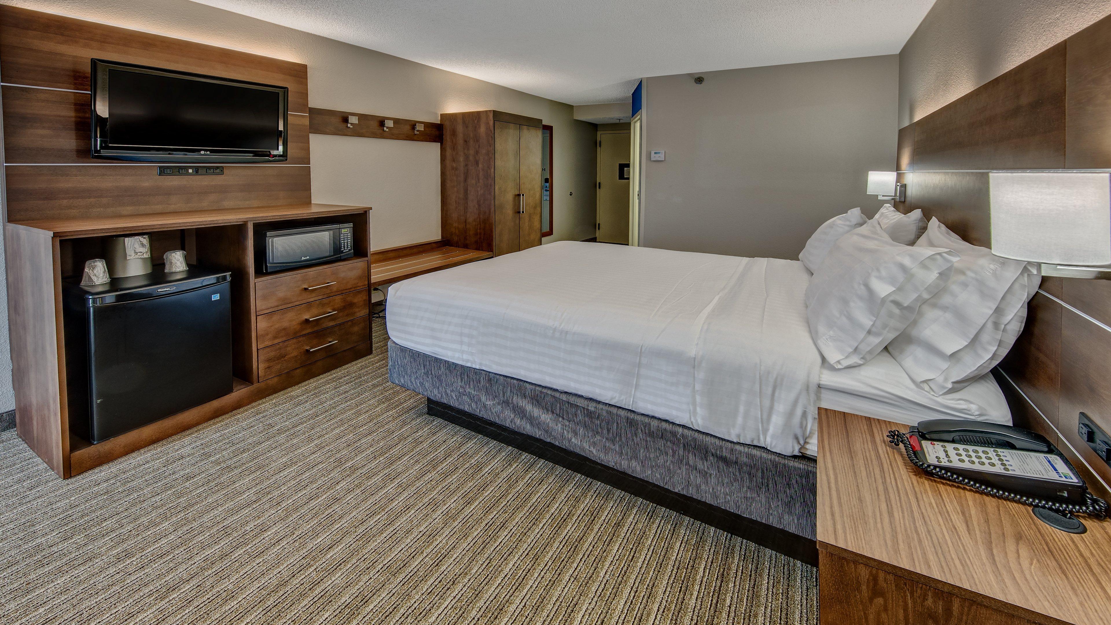 Express Medical Center - Midtown By Ihg Hotel