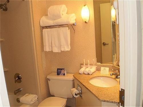 Hotel Express Medical Center - Midtown By Ihg 2*