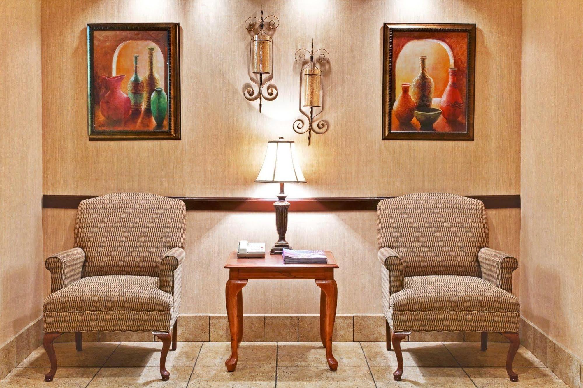 Express Medical Center - Midtown By Ihg Hotel Memphis