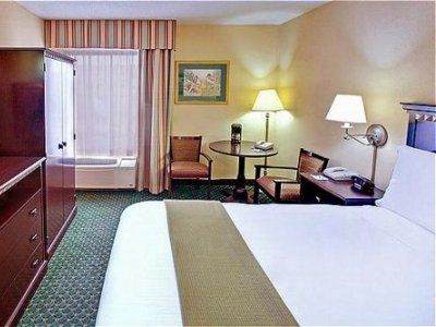 Express Medical Center - Midtown By Ihg Hotel Memphis