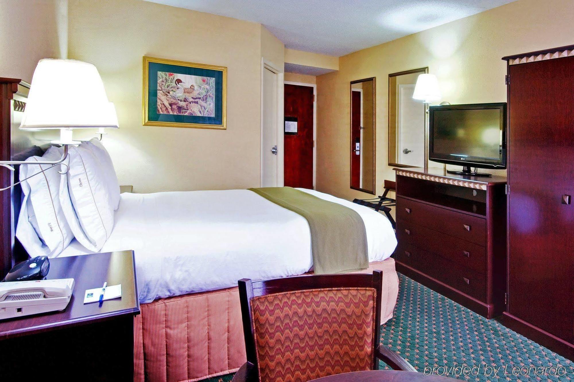 Express Medical Center - Midtown By Ihg Memphis